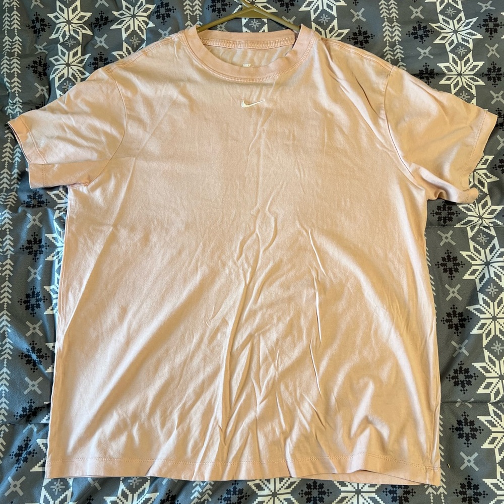 Nike Women's Light Pink Short Sleeve Tee